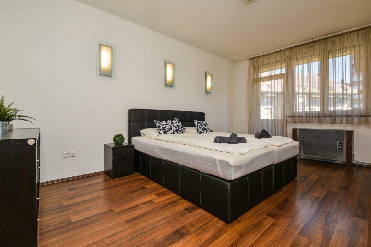 Castle Apartment With Panoramic Balcony Budapest Exterior foto
